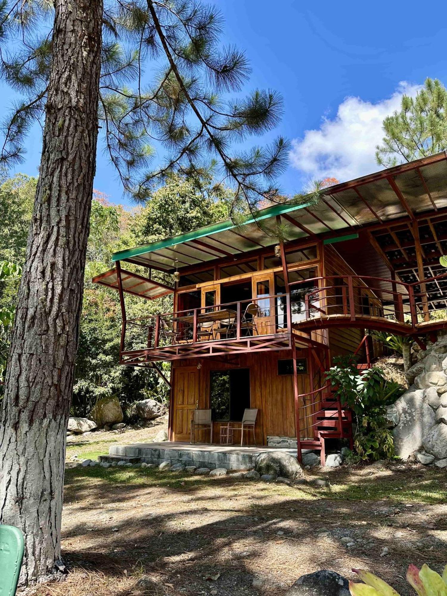 Hotel De Montana El Pelicano San Isidro De El General Екстер'єр фото